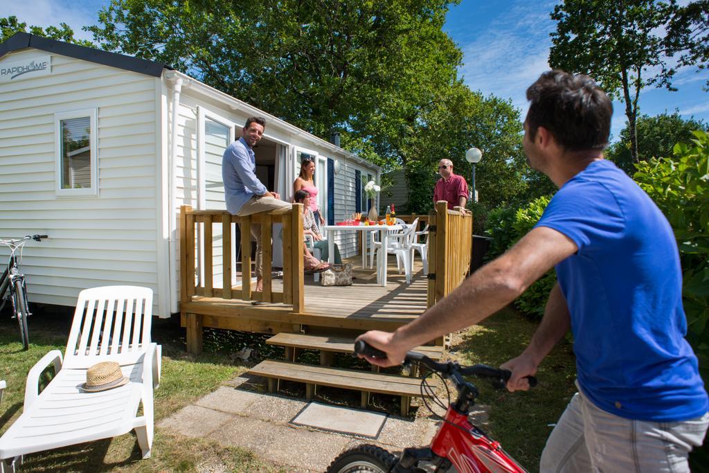 Camping Officiel Siblu Domaine De Litteau Hotel Exterior photo